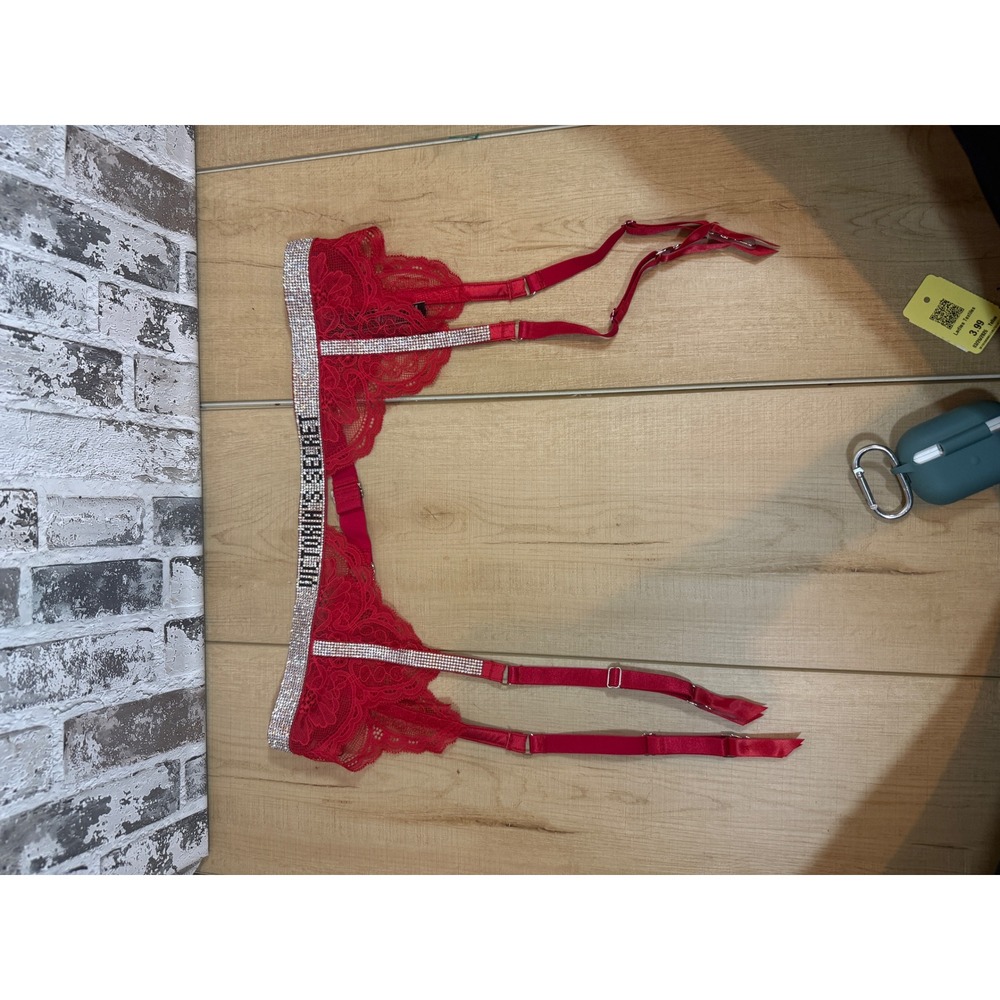 Victoria's Secret Garter Belt Womens M/L Red Shine Strap Lace Logo
